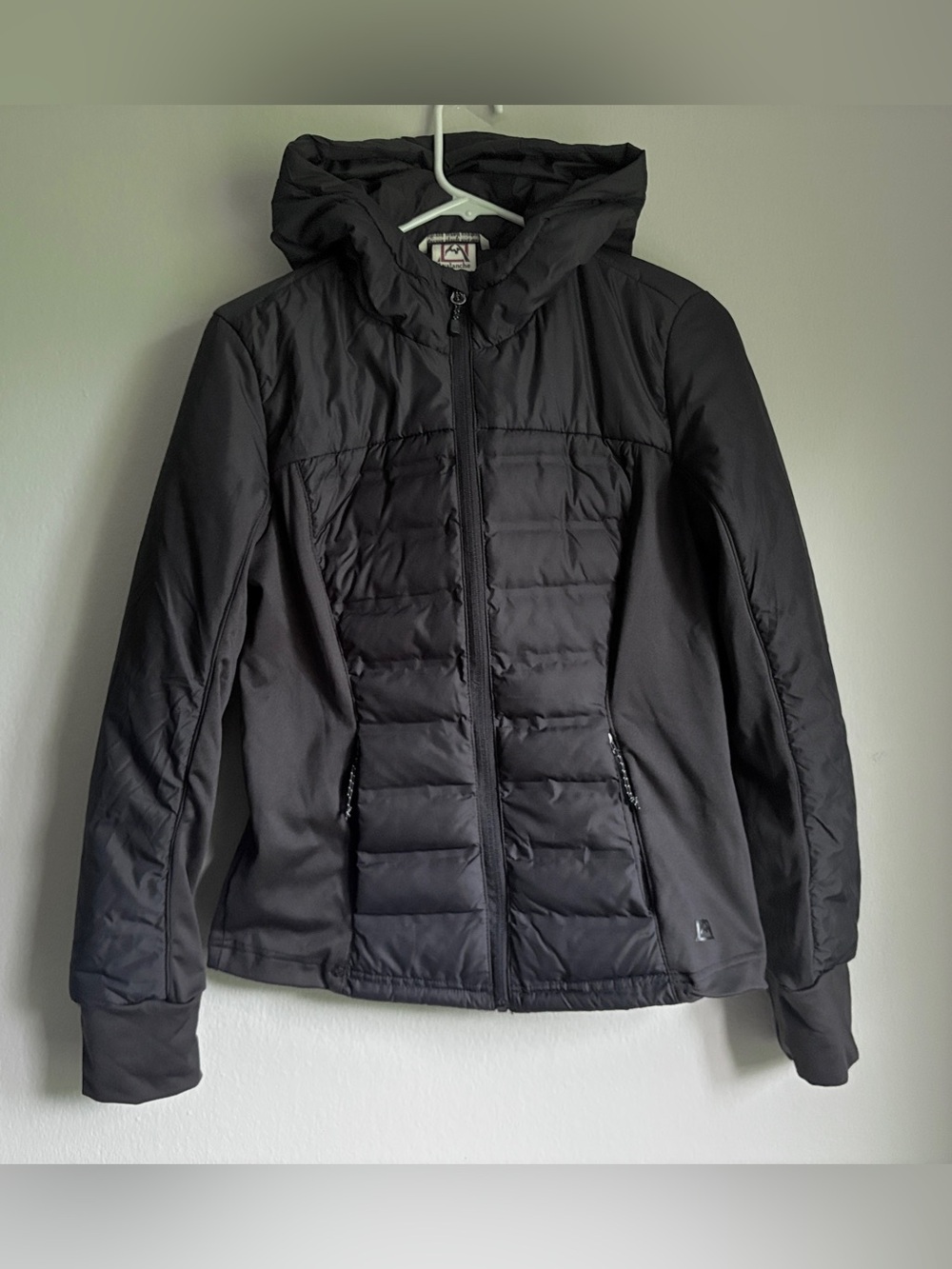 Avalanche Jacket Black Hooded Zippered Jacket